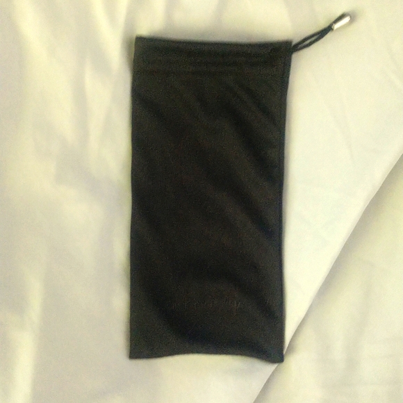 Dolce & Gabbana Sunglass case - Picture 2 of 16